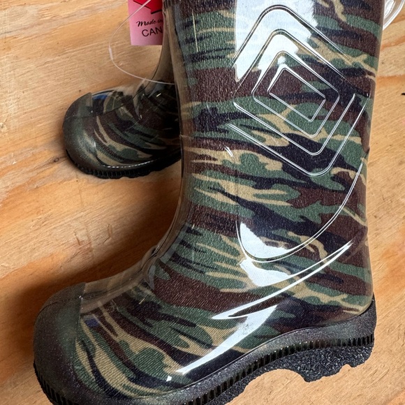 My First Boots Camouflage Print NWT Rain Boots Size 5 and 7 available - Picture 3 of 7